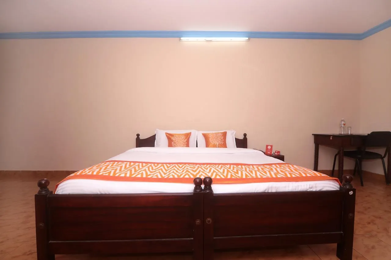 Oyo 6711 Geojo Residency Hotel Nedumbassery 3*,  India