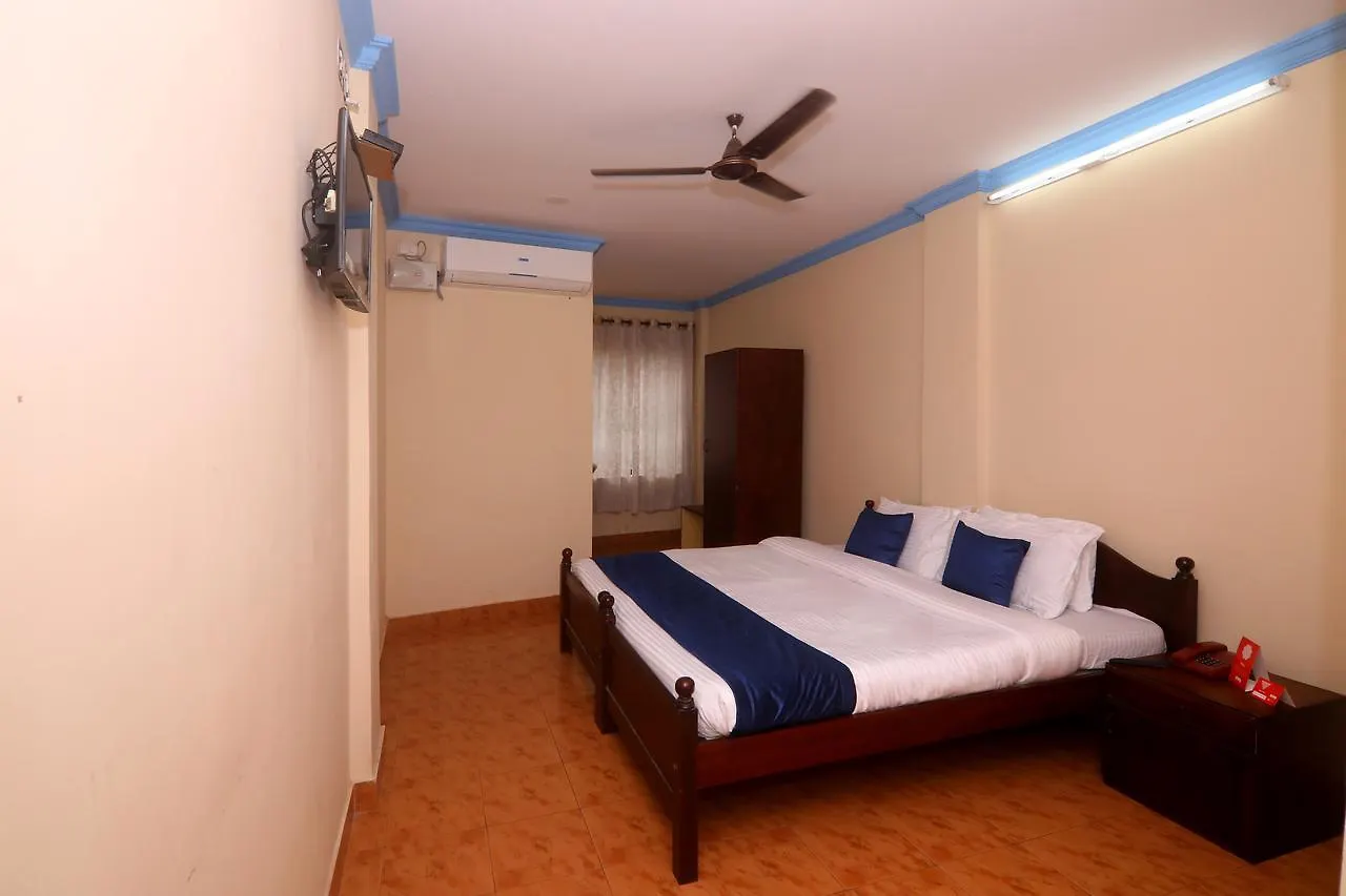 ***  Oyo 6711 Geojo Residency Hotel Nedumbassery India
